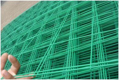 The advantage of green PVC coated welded wire mesh
