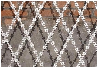 Barbed Wire applications and installation methods