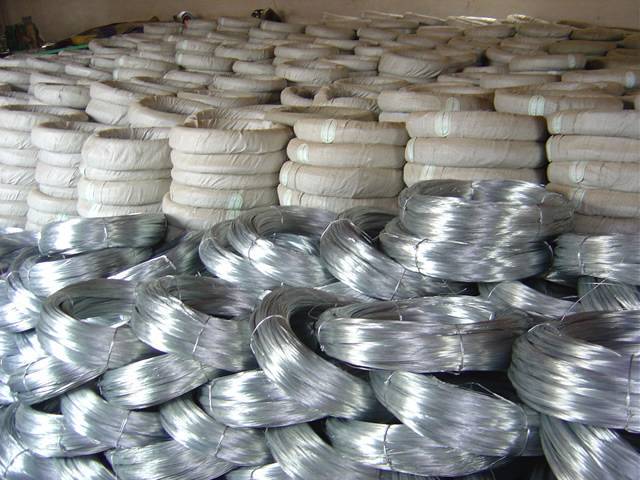 The difference between the Galvanized wire and Redrawing wire