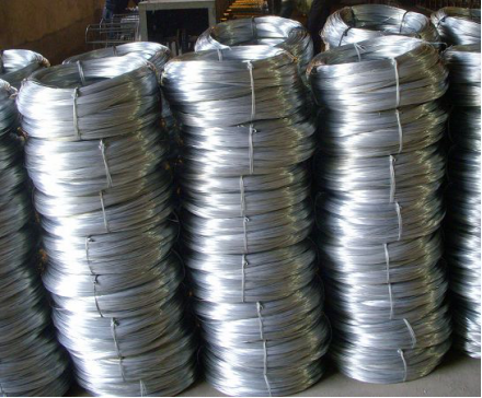 What is the difference between galvanized wire and stainless steel wire?