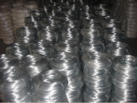 What is the difference between galvanized wire and stainless steel wire?
