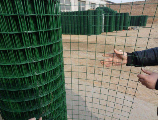 How about the thickness of PVC Coated Dutch Welded wire mesh   