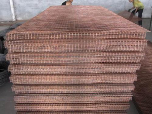 Welded wire mesh panel 