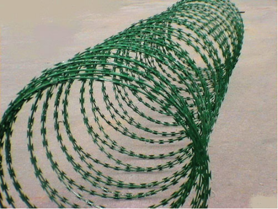Production of PVC coated razor barbed wire