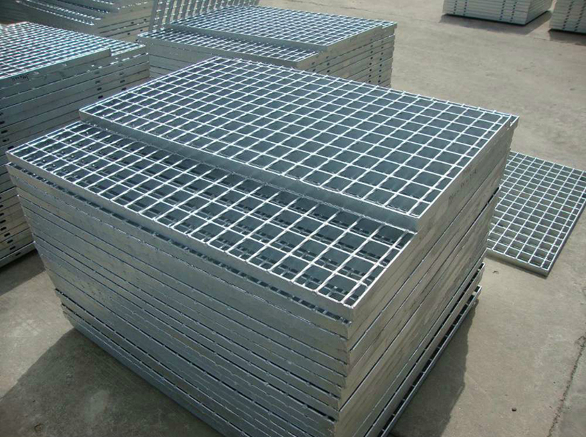 Steel grating