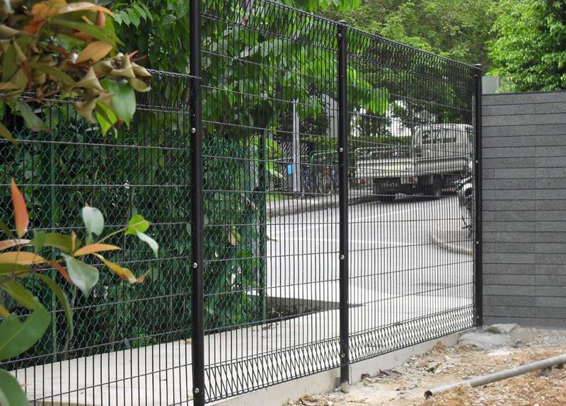 Roll Top Fence