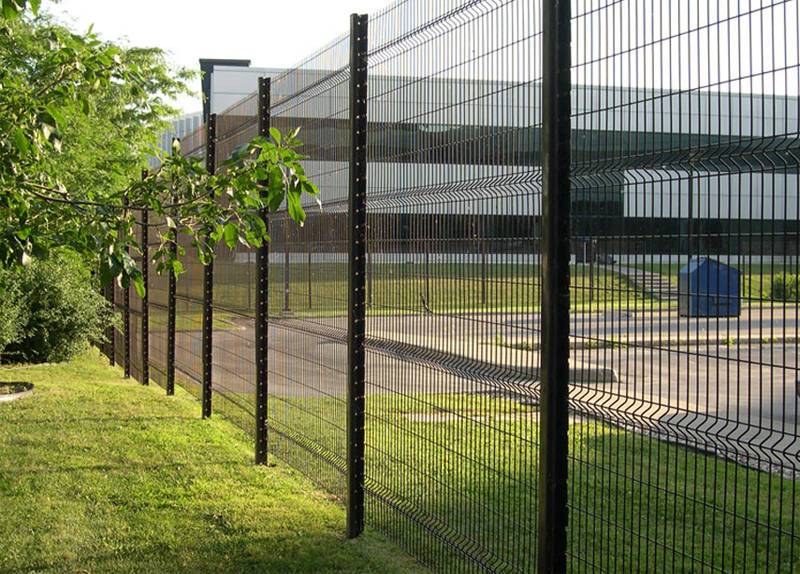 Welded Wire Mesh Fence