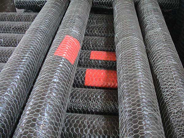 The advantages of hexagonal wire mesh