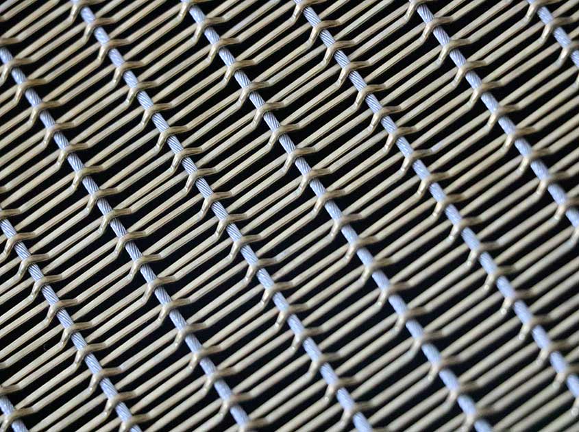 Decorative crimped woven mesh