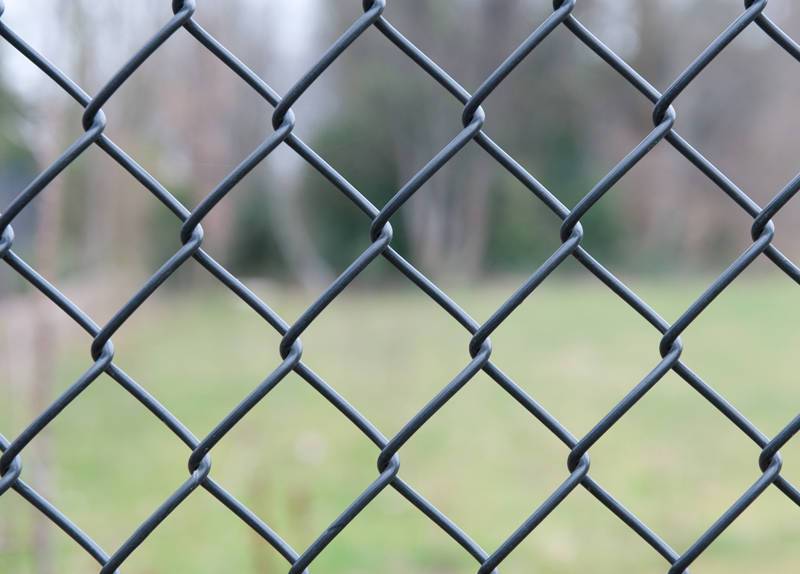 What antiseptic treatment is generally used for chain link fence? What antiseptic treatment is generally used for chain link fence?