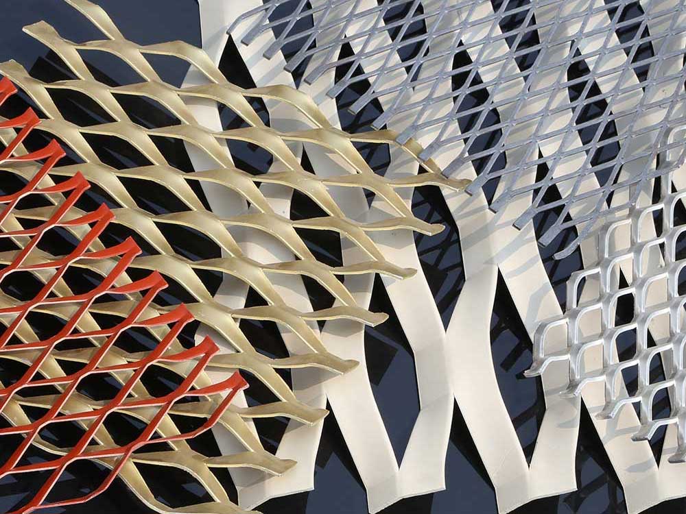 Decorative expanded metal mesh