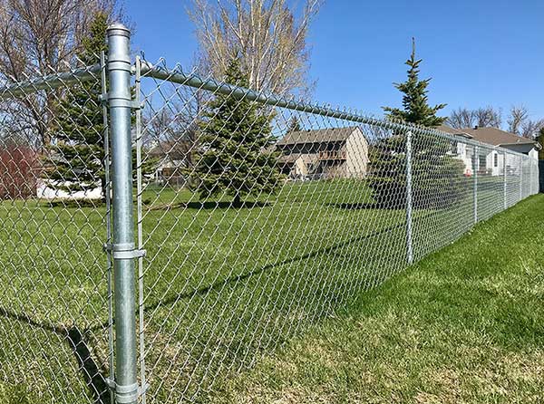 The main factors that determine the overall price of chain link fence The main factors that determine the overall price of chain link fence