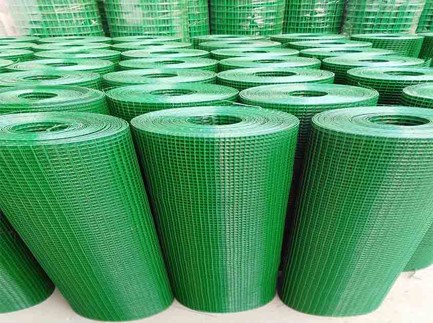 Enhancing Landscapes with Welded Wire Mesh Rolls