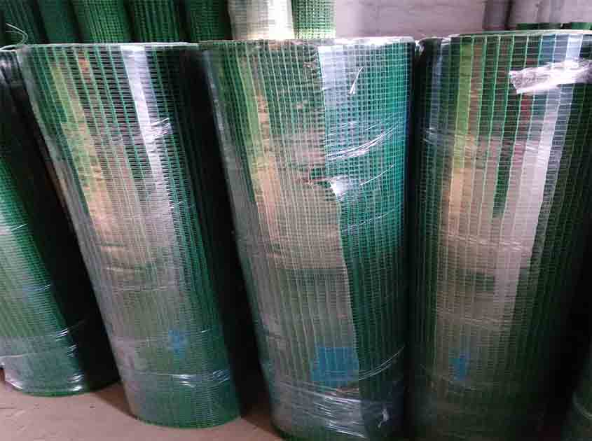 Exploring the Versatility and Applications of Welded Wire Mesh Rolls