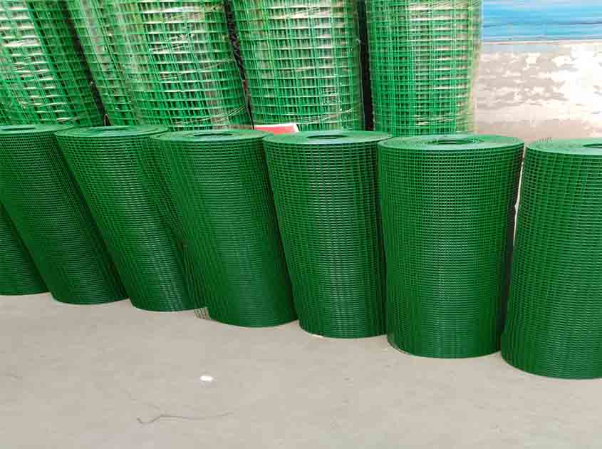 Exploring the Versatility and Applications of Welded Wire Mesh Rolls