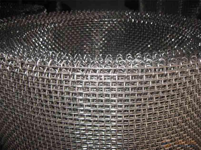 How Does Stainless Steel Wire Mesh Perform in High-Pressure Fluid Filtration