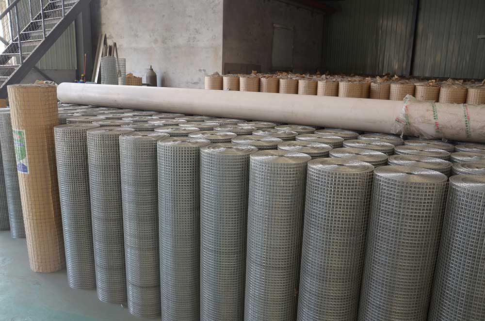 Welded Wire Mesh: Types, Sizes, Specifications and Applications Welded Wire Mesh: Types, Sizes, Specifications and Applications